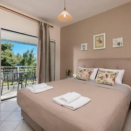 Giannis αdults Only Guest house