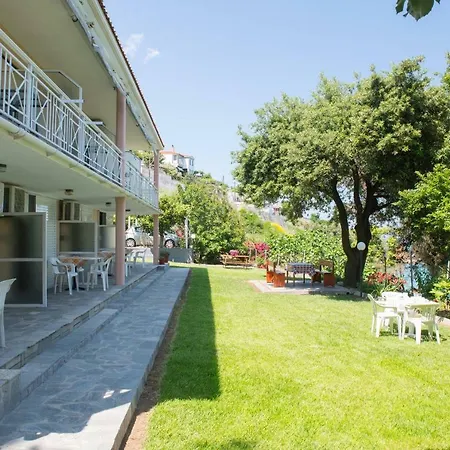 Guest house Giannis αdults Only Koinira