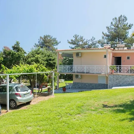 Giannis αdults Only Guest house 2*